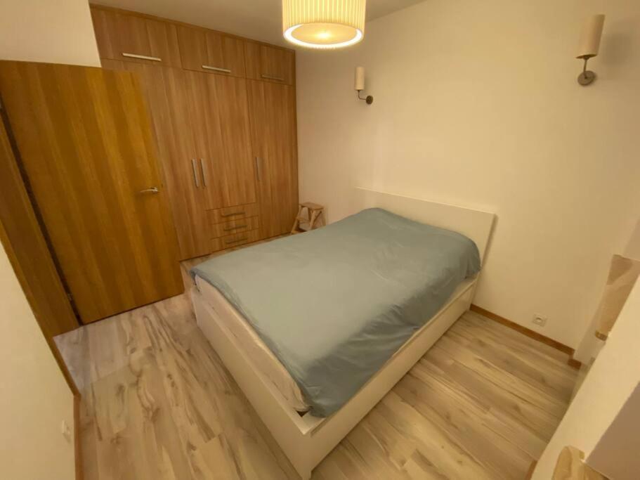 Spacious Apartment, Metro Gdansk, Zoliborz Warszawa
